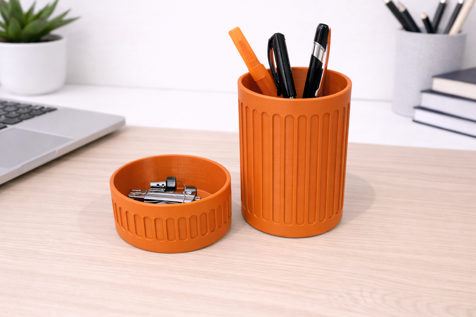 Debossed Ribbed Desk Organiser Set – Pen Holder & Catchall Tray (STL Download or Physical)
