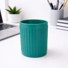 DeskHolderEmbossed