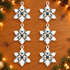 Holly-Berry-White-Galaxy-Green-Set-of-6-1000x1000