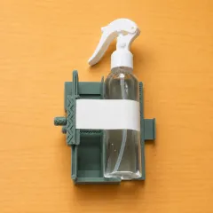 Label-Helper-Jr-plastic-spray-bottle-Galaxy-Green