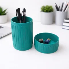 OrganiserDeskSetEmbossed_in_use