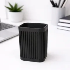 Pen-Holder
