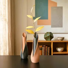 Two-Colour_Split_Bud-Vase_Stem