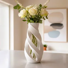 helix_drift_sculptural_vase_1000x1000