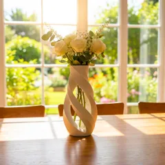 helix_drift_sculptural_vase_withflowers1000x1000
